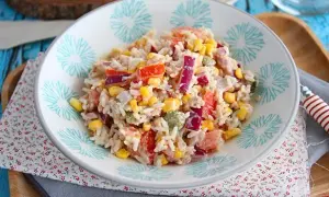 Ingrédients pour une salade de riz délicieuse et facile à préparer