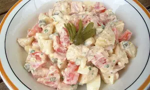 Ingrédients essentiels pour une salade piémontaise savoureuse et équilibrée