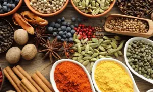 Les épices incontournables pour sublimer votre soupe de légumes