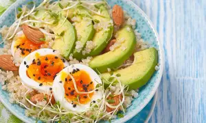 Recette de salade au quinoa : un plat sain et savoureux à essayer