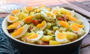 Recettes de salade de patate froide délicieuses pour l'été chaud
