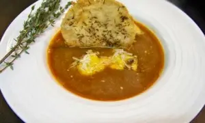 Recette de soupe de poisson de roche traditionnelle : un délice méditerranéen