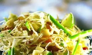 Des recettes de salade de chou blanc originale pour surprendre vos invités