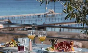 Restaurant fruits de mer à volonté Marseillan : un buffet inoubliable