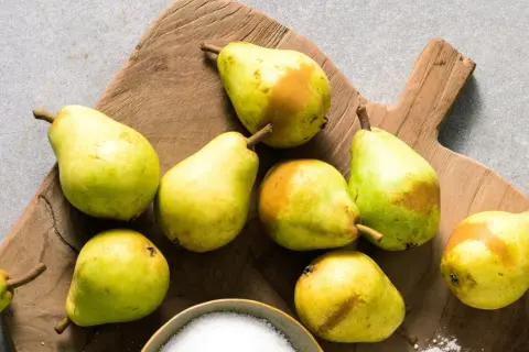 Combien de sucre dans une poire ? Ce que vous devez savoir pour votre santé