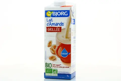 Lait d'amande grillée : bienfaits, recettes et meilleures marques à connaître