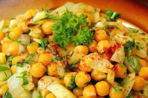 Recettes de salade de pois chiche délicieuses et faciles à réaliser