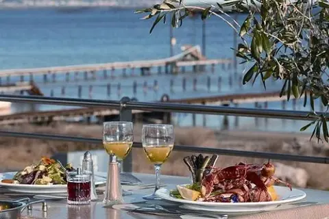 Restaurant fruits de mer à volonté Marseillan : un buffet inoubliable