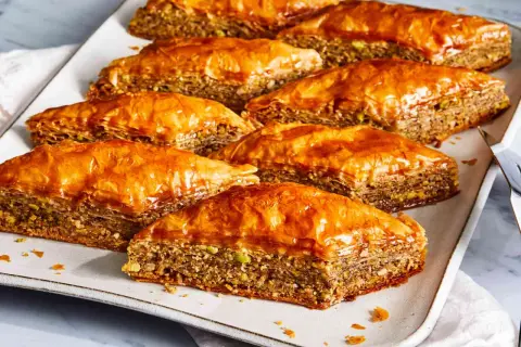 Ingrédients du baklava : les secrets pour un dessert irrésistible