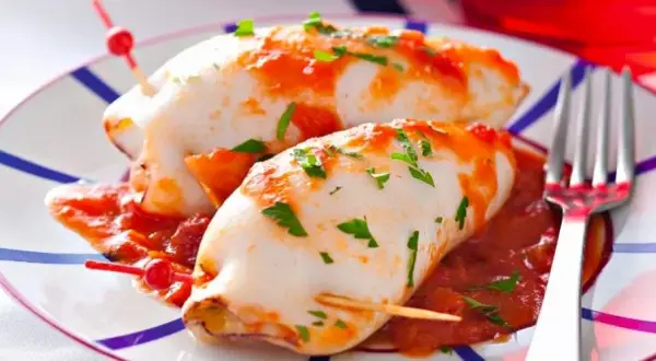 Recette d'encornets farcis aux fruits de mer : savoureuse et facile à préparer