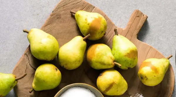 Combien de sucre dans une poire ? Ce que vous devez savoir pour votre santé