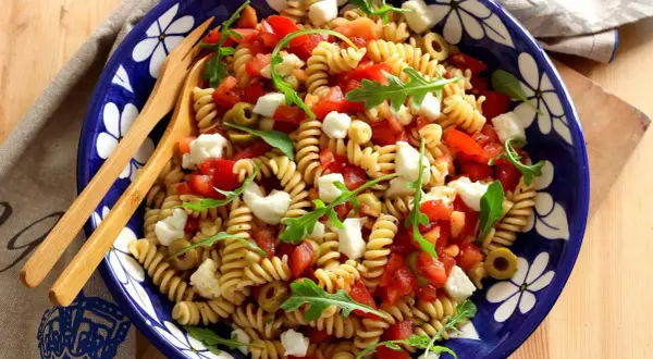 Recette de salade de pâtes à l'italienne : fraîcheur et saveurs d'été
