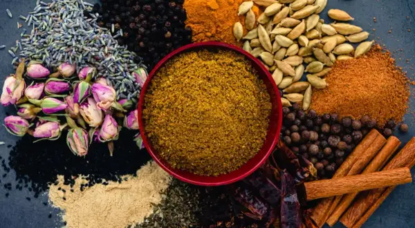 Les épices incontournables pour un couscous savoureux et authentique