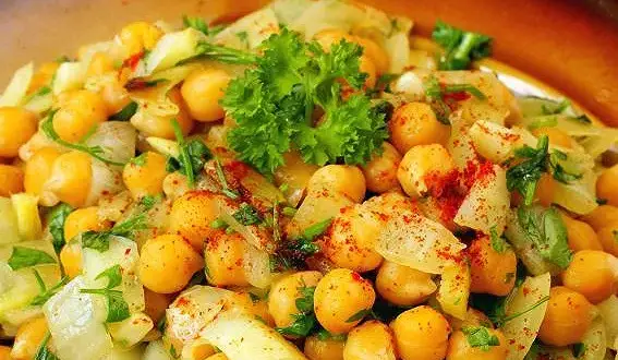 Recettes de salade de pois chiche délicieuses et faciles à réaliser