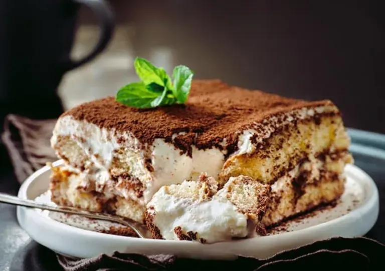 Recette tiramisu : ingrédients essentiels pour un dessert parfait