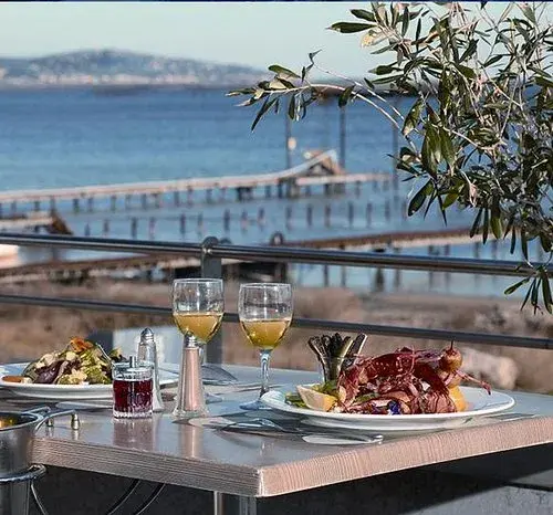 Restaurant fruits de mer à volonté Marseillan : un buffet inoubliable