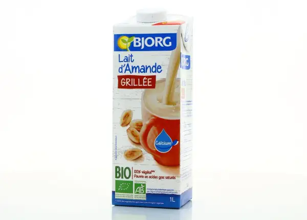 Lait d'amande grillée : bienfaits, recettes et meilleures marques à connaître